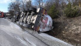 eskisehirde akaryakit yuklu tir kaza yapti 1 olu 2HfysBqA