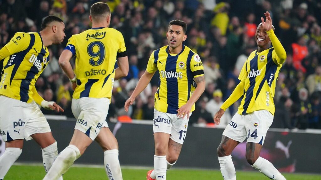 fenerbahce erzurumspor fk macinin muhtemel 11leri 9pw6AprM