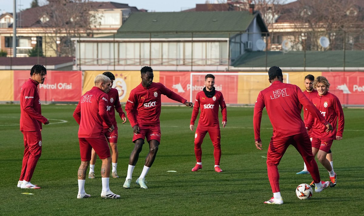 galatasaray ajax macinin hazirliklarini surdurdu 3 aqYG47VZ