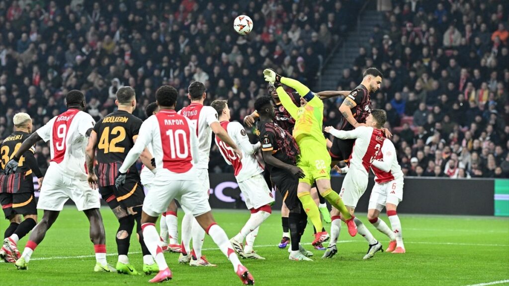 galatasaray ajaxa maglup oldu 2QB3W2cI