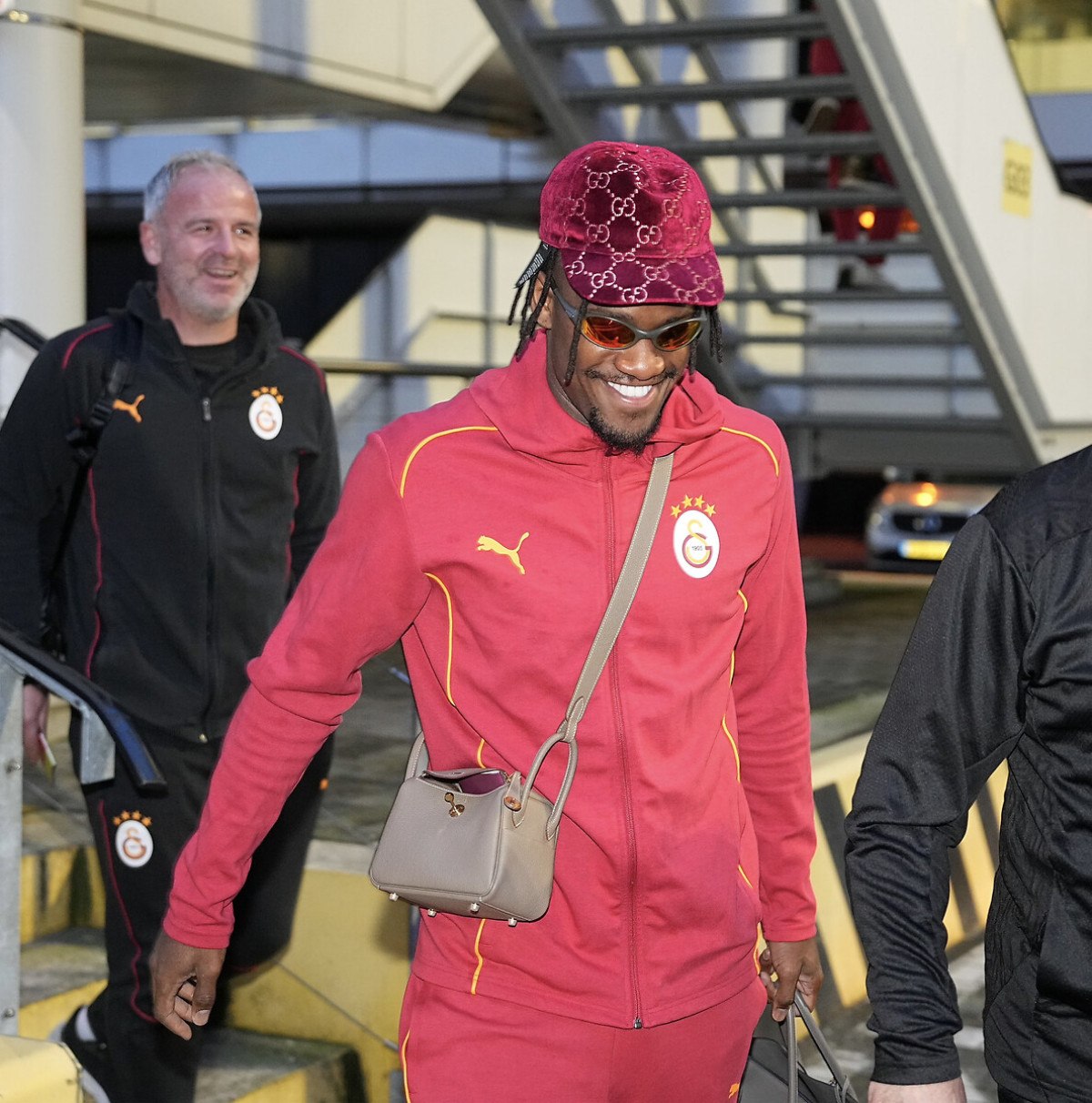 galatasaray leminayi batshuayiden gelen parayla alacak 1 vM7B37st