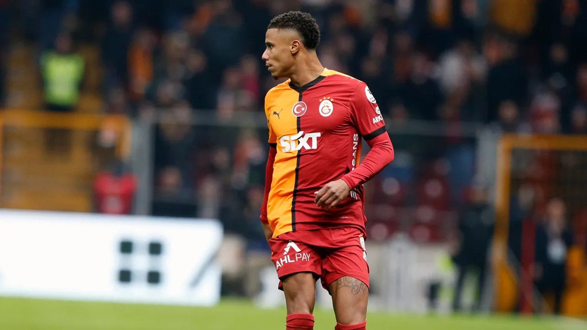 galatasarayda bekler yine fiyasko 18 milyon euro harcandi ama 1 EsjuTNCP