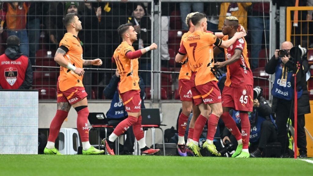 gaziantep fk galatasaray macinin ilk 11leri dS1Kzw6Z