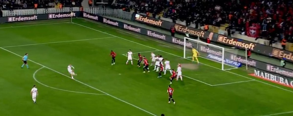 Gaziantep FK'dan Galatasaray'ın golüne itiraz! 1 gaziantep fkdan galatasarayin golune itiraz 0 BgeY2cw3