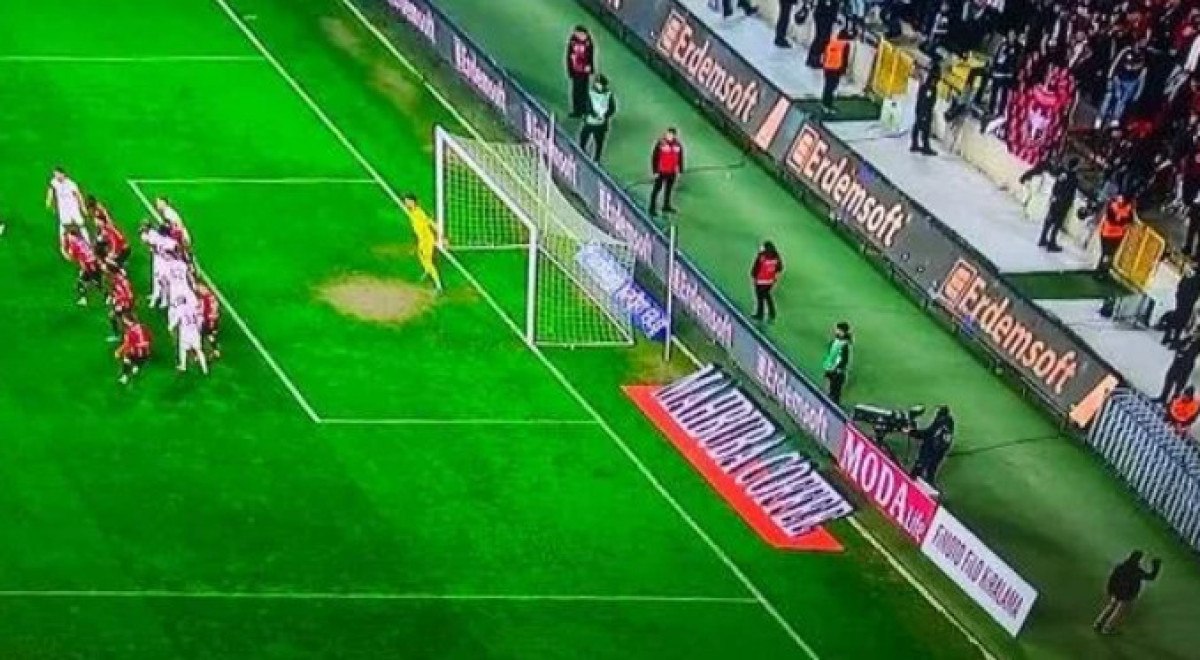 Gaziantep FK'dan Galatasaray'ın golüne itiraz! 3 gaziantep fkdan galatasarayin golune itiraz 2 giMHqr8Y