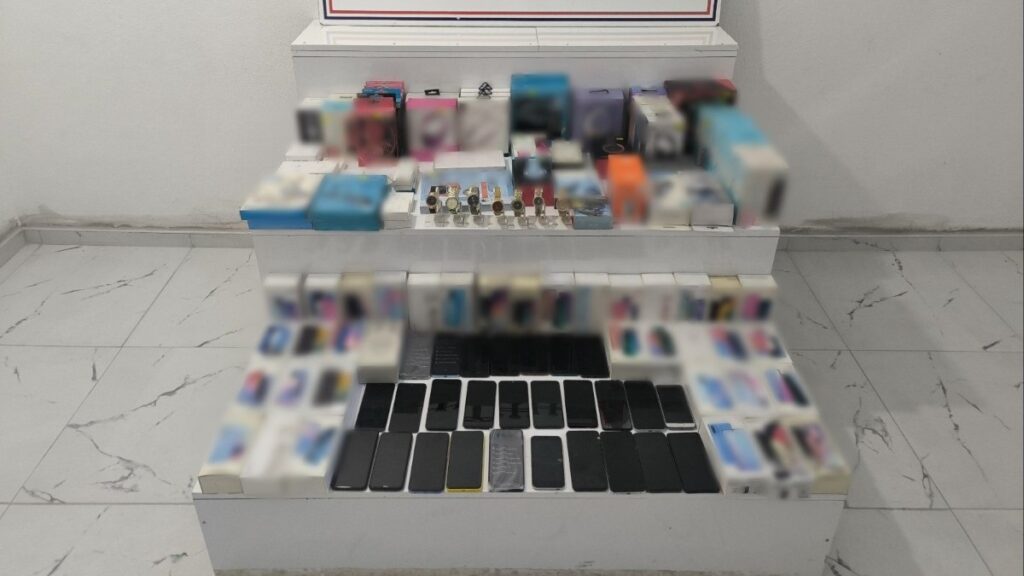 gaziantepte 1 milyon tl degerinde kacakcilik operasyonu lbYDlNl1