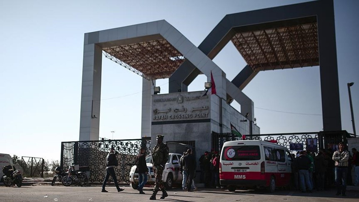 gazzede hastalardan olusan ilk grubun refah sinir kapisindan gecis yapacagi tarih belli oldu 0 UA94lWiq