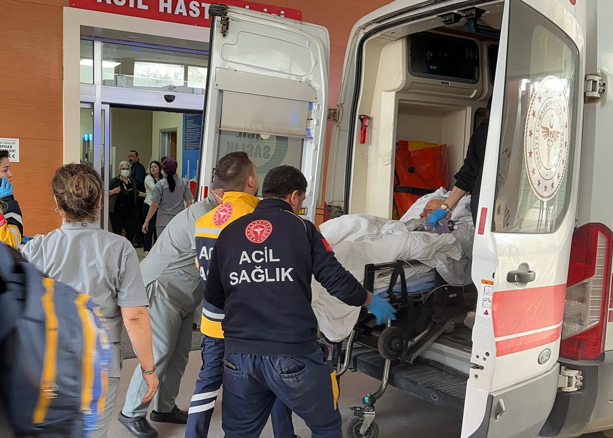 Hatay'da özel hastanede yangın paniği 1 hatayda ozel hastanede yangin panigi 0 FssMffDA