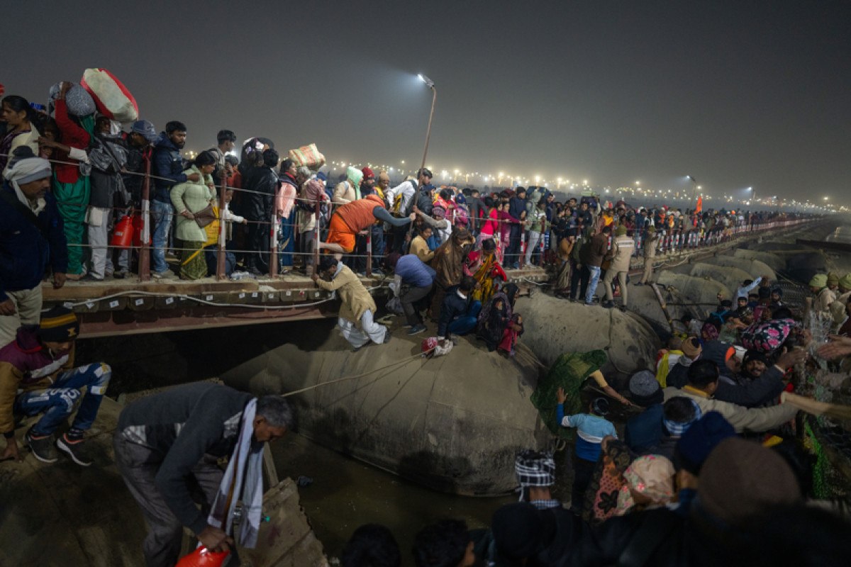 hindistanda dini festivalde izdiham cikti 10 kisi yasamini yitirdi 1 yGcjkXr7