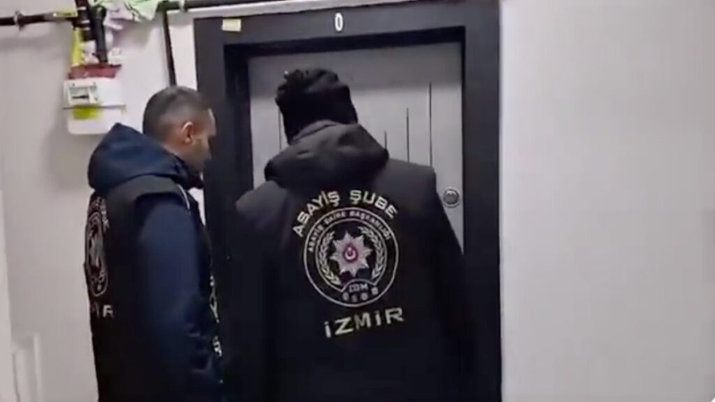 hucre 7 operasyonlarinda organize dolandirici suc orgutu cokertildi Kgd89JcT