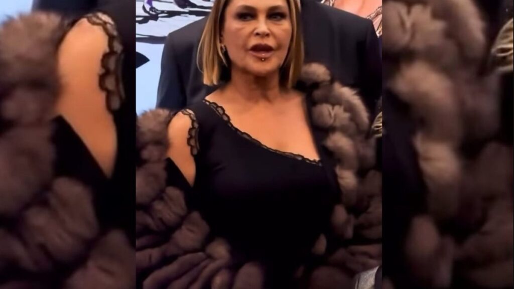 hulya avsar dudagina piercing taktirdi gala halleri sosyal medyada cok konusuldu UyXSrFXO