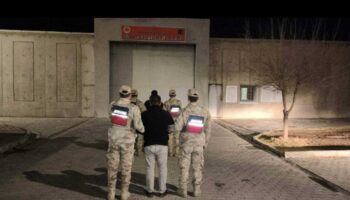 igdirda 15 duzensiz gocmen yakalandi CEie7wy8