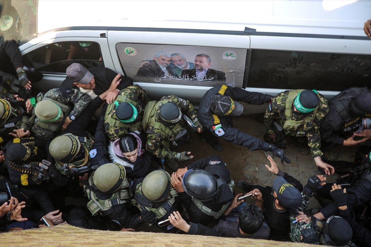 israilin esir takasi oyunbozanligi rehineleri birakmiyorlar 1 gaAVbLnR