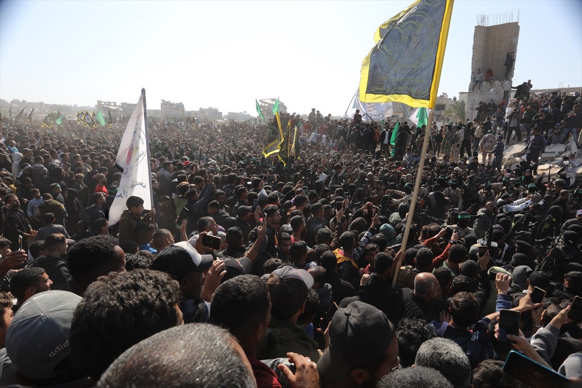 israilin esir takasi oyunbozanligi rehineleri birakmiyorlar 2 rNKinVzG