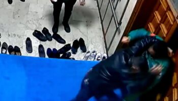 istanbulda dunya sampiyonu bokscunun saldirdigi cami gorevlisi konustu dakikalarca yumrukladi BTPAQhJQ