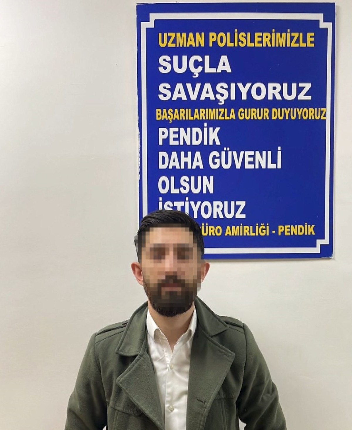 istanbulda is yerini kursunladiklari arkadaslarindan helallik istediler 3 2MVOMRTq