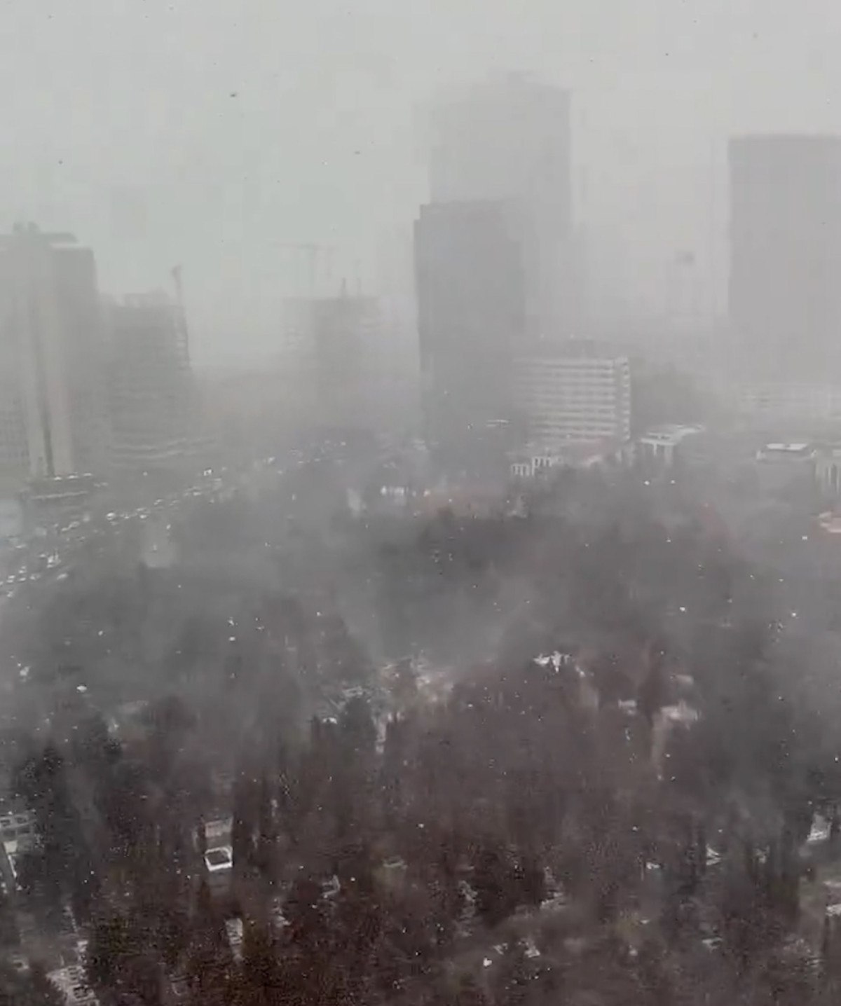 istanbulda kar yagisi etkili oluyor 3 18ckYKWq