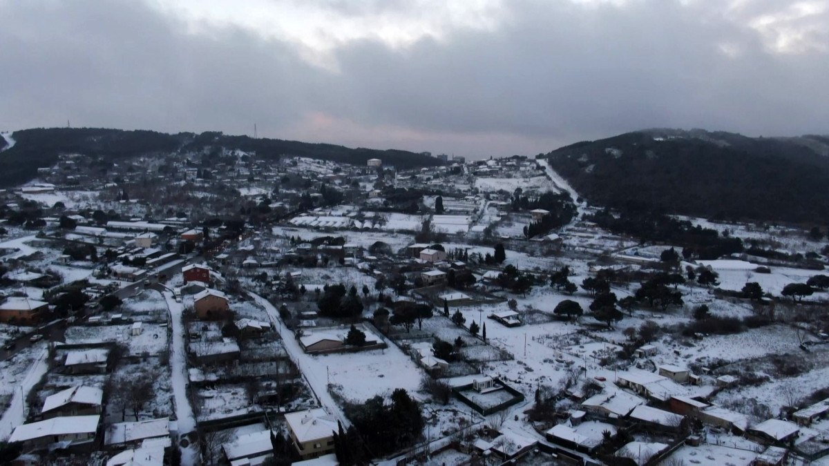 istanbulda kar yagisi etkisini surduruyor 11 qX83EY3d