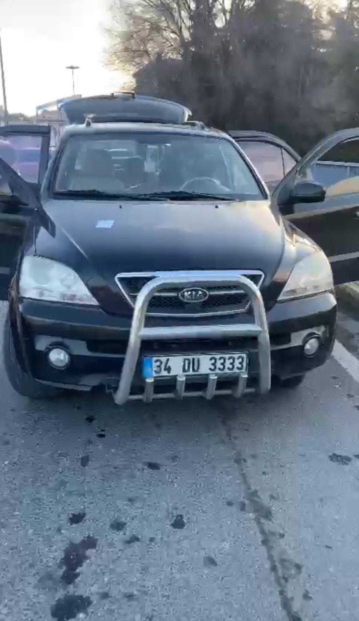 istanbulda sahte polisi kartindaki yazim hatasi yakalatti 0 i4Ri7Fgp