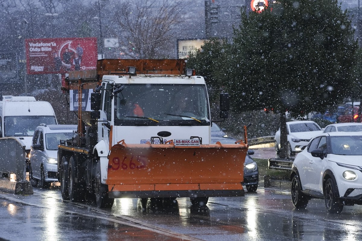 istanbulda trafik durma noktasina geldi 5 Mi9HXRF5