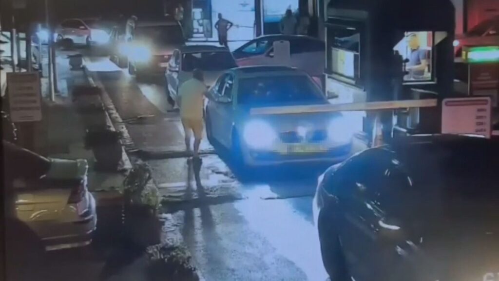 istanbulda yargitay cumhuriyet savcisini darbeden 2 sanik kendilerini savundu Y9zgXk6v