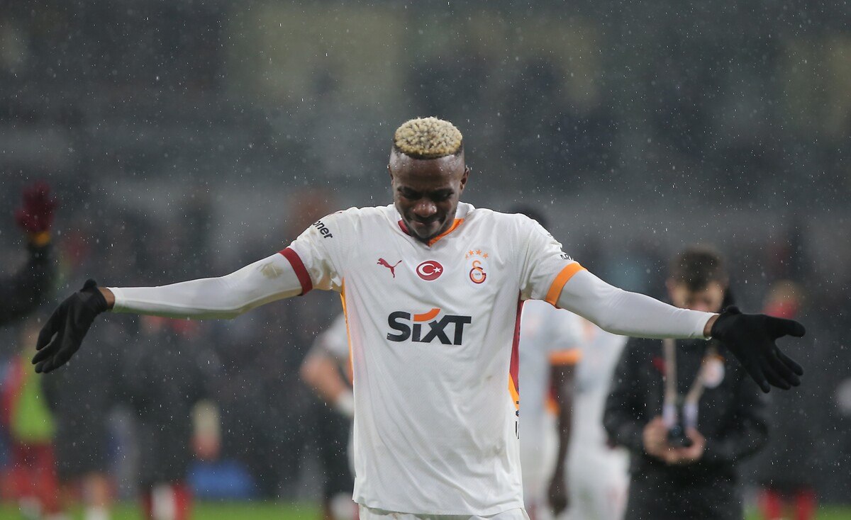 italyan basini yazdi napoli galatasarayi reddetti 0