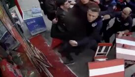 izmirde esnaf ile zabitalar birbirine girdi CnOnlODb