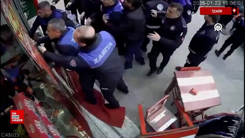 izmirde esnafla zabitanin kavgasi guvenlik kamerasinca goruntulendi cLAbt5Rl