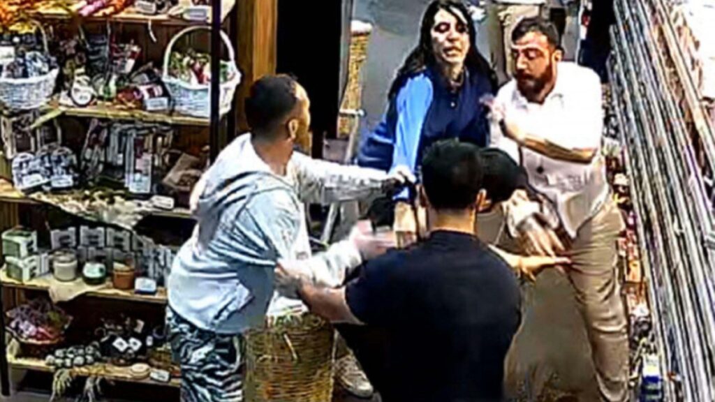 izmirde omuz atma cinayetindeki sanik 3 kardesin cezasi belli oldu 2QNDidKI