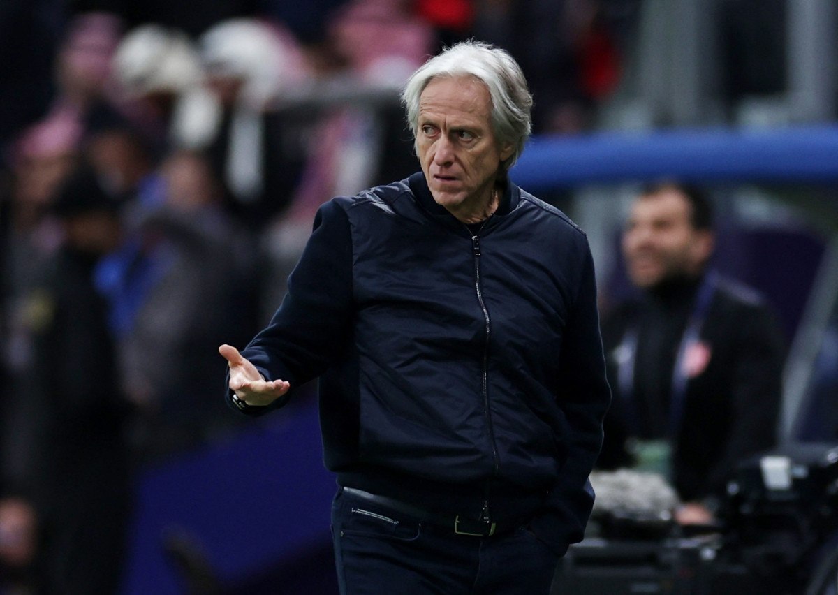 jorge jesusun al hilali ismail kartalin calistirdigi persepolisi farkli yendi 0 hLnMIQ4l