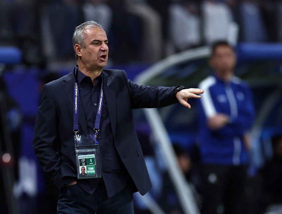 jorge jesusun al hilali ismail kartalin calistirdigi persepolisi farkli yendi 1 juVdssAO