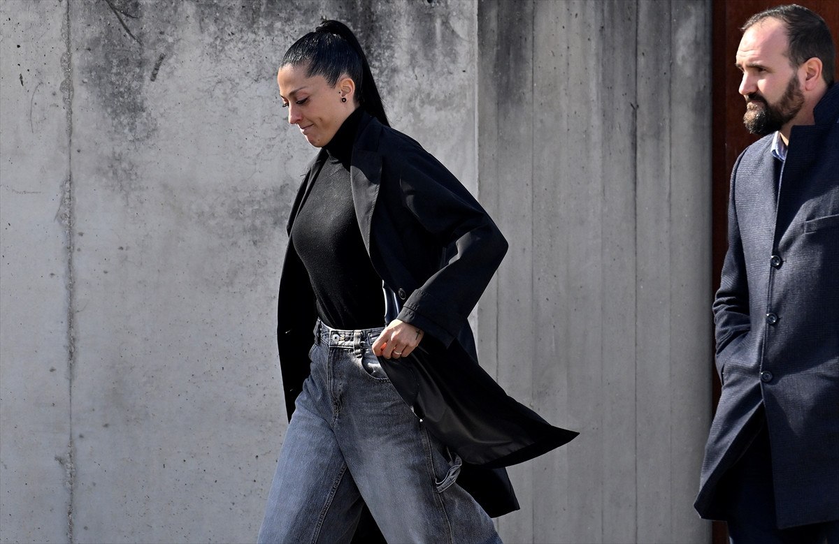 kadin futbolcuyu rizasi olmadan open luis rubiales yargilaniyor 3 HAU1bbkf