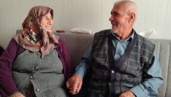 kahramanmarasta depremzede ciftin ornek aski am1b7gJ7