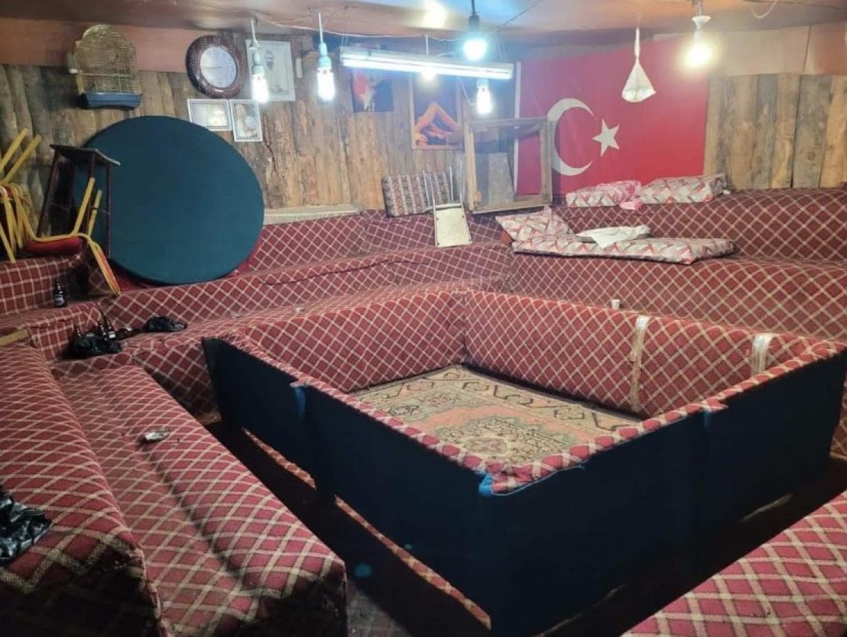 Karabük'te horoz dövüştüren 26 kişiye 280 bin lira para cezası 1 karabukte horoz dovusturen 26 kisiye 280 bin lira para cezasi 0 HVAjvYA4