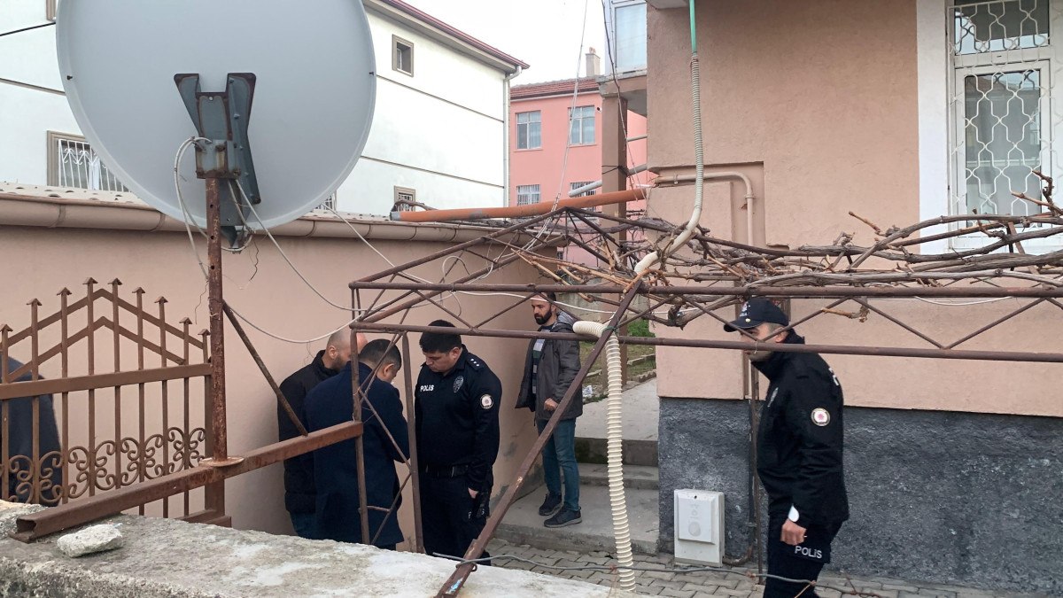 karamanda evine cagirip tartistigi kisiyi tufekle vurdu 4 QDj746dv