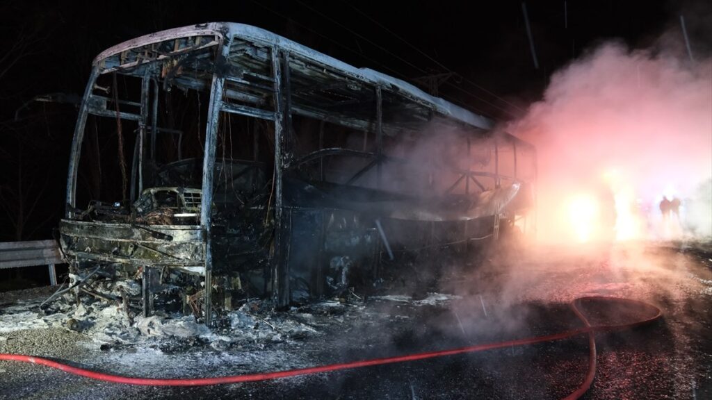 kastamonuda seyir halindeki yolcu otobusunde yangin jIRQKJLn