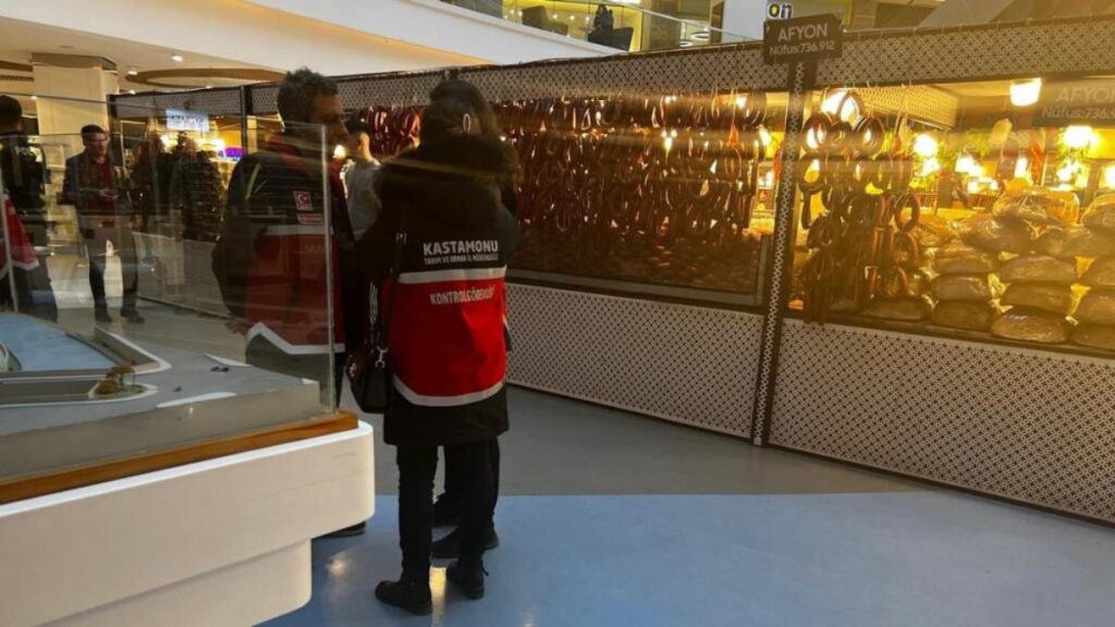 kastamonuda uygunsuz oldugu tespit edilen 500 kilo sucuga el konuldu 7rwgP1ZA