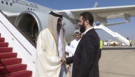 katar emiri seyh temim bin hamad al saniden suriyenin baskenti sama ziyaret HYlZ3zX1