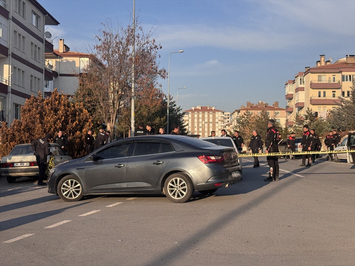 kayseride iki grup arasinda silahli kavga 3 yarali 0 4I24YOGq