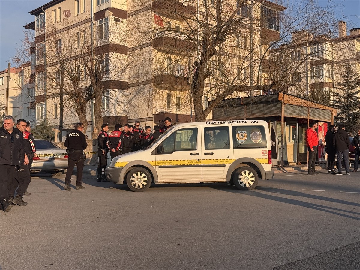 kayseride iki grup arasinda silahli kavga 3 yarali 2