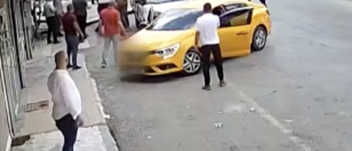 kayseride polisin sehit oldugu saldirinin goruntuleri ortaya cikti 0 RUiVEyCU