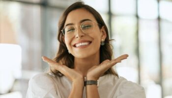 kendi doganizin tum parcalarini kadin kuraminin yolculugu kitabiyla bir araya getirin B6a42g4s