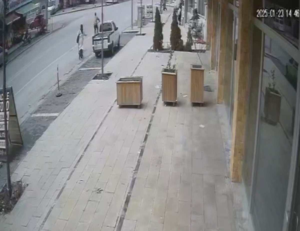 Konya'da bisikletli kapkaççıdan ilginç savunma: Filmden etkilendim 1 konyada bisikletli kapkaccidan ilginc savunma filmden etkilendim 0 CPC7aBNf