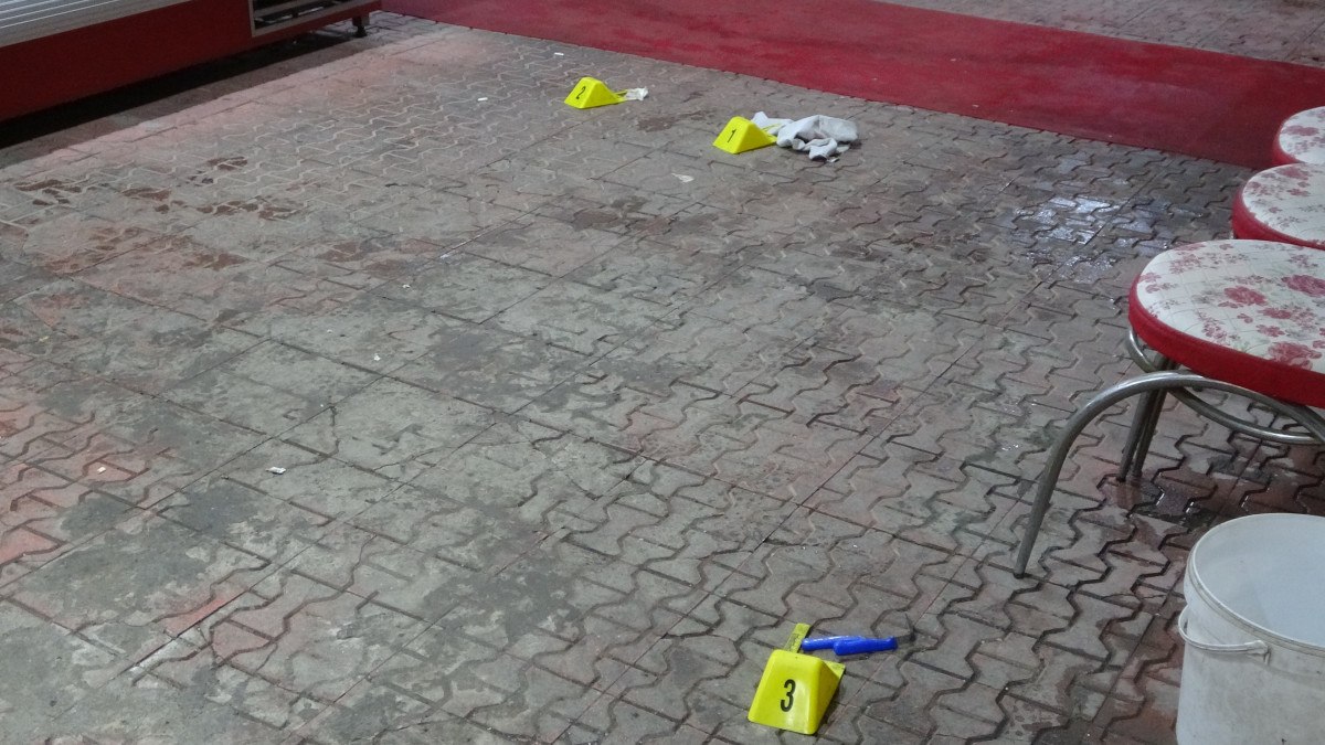 Malatya'daki bir balıkçıda bıçaklı kavga yaşandı 1 malatyadaki bir balikcida bicakli kavga yasandi 0 NPeV1581