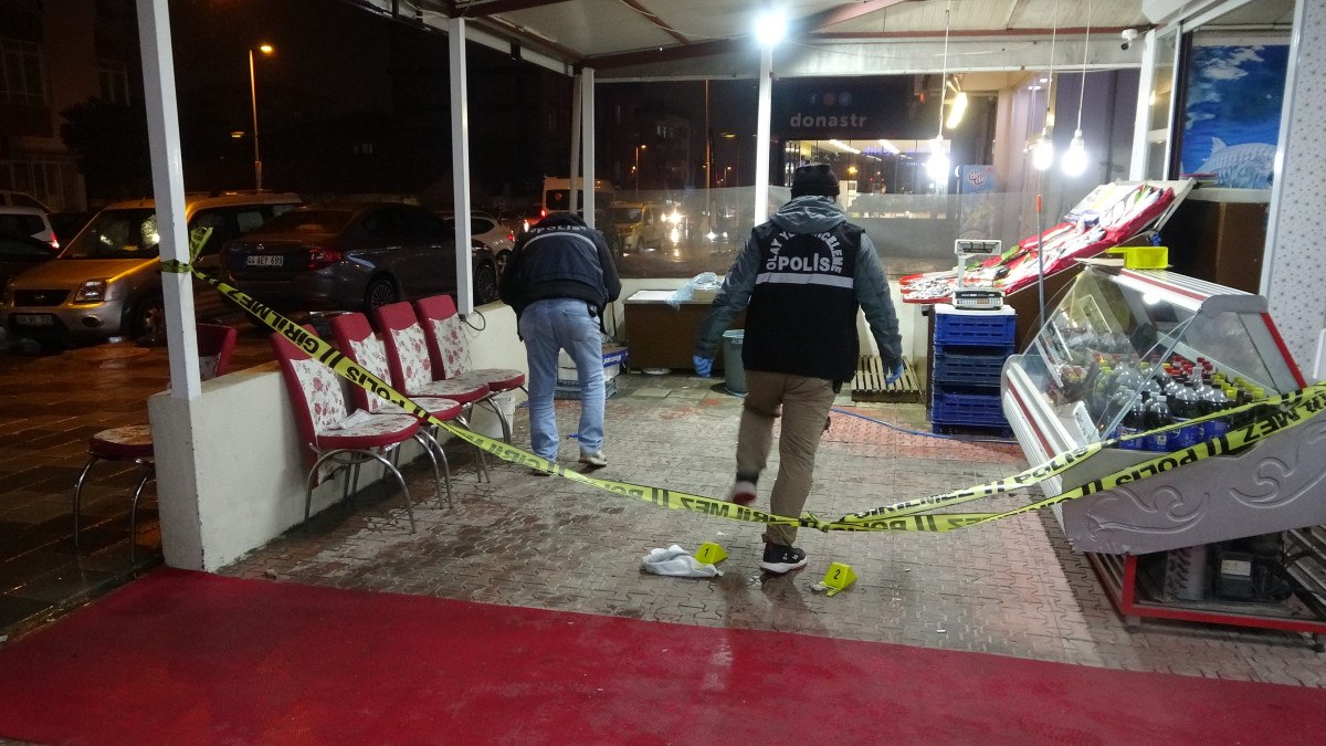 Malatya'daki bir balıkçıda bıçaklı kavga yaşandı 2 malatyadaki bir balikcida bicakli kavga yasandi 1 Kl6bKz1d