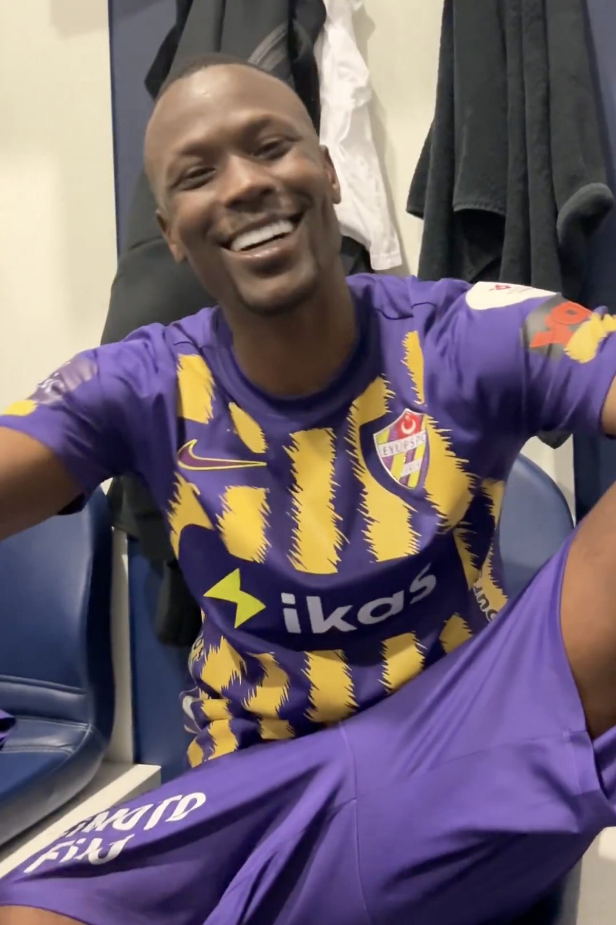 mame thiamdan emmioglu performansi 0 9KFnDP1L