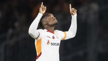 michy batshuayinin galatasaray kariyeri zk1BCNDF