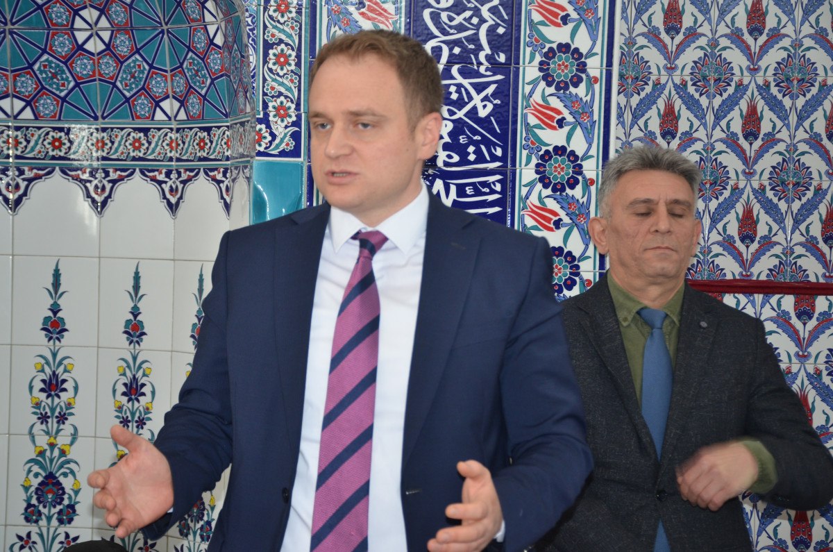 musta kan davali aileler baristi 3 Ej7Op3QT