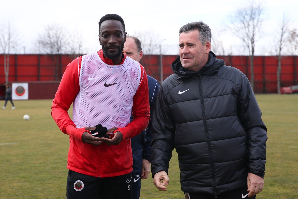 mustapha yatabare futbolu birakti 1 t18UZAg9