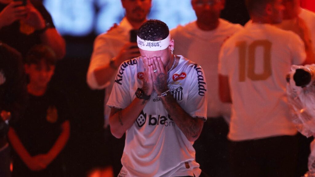 neymar imza toreninde gozyaslarini tutamadi tlQIXpAj